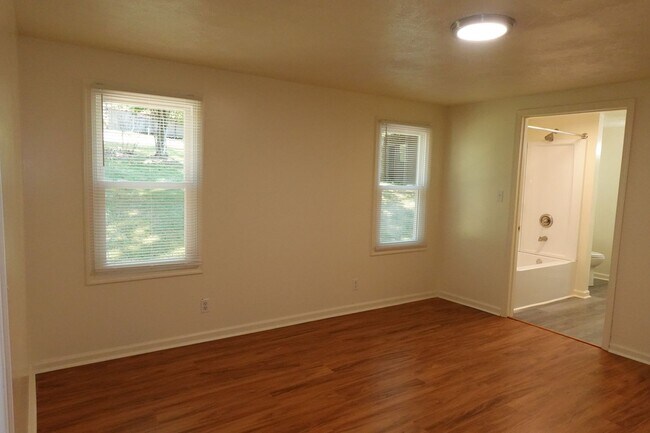 Building Photo - 1499 Merrimac Rd