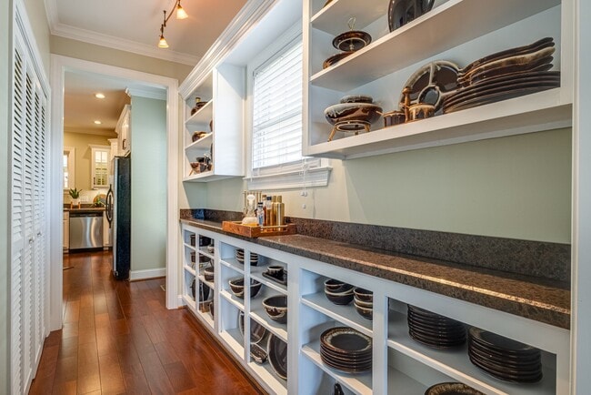 Building Photo - 1403 Arthur Ave