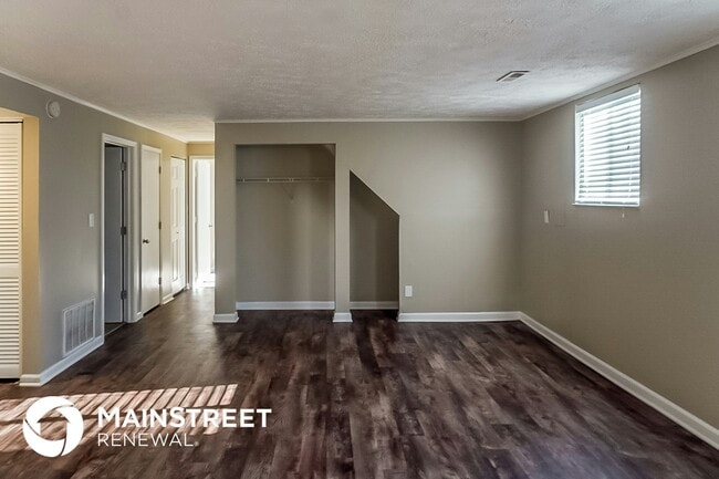 Building Photo - 5971 Northland Rd