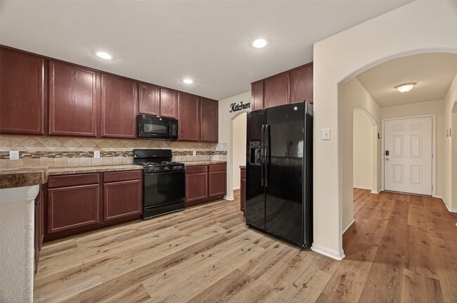 Building Photo - 15319 Meandering Post Trl