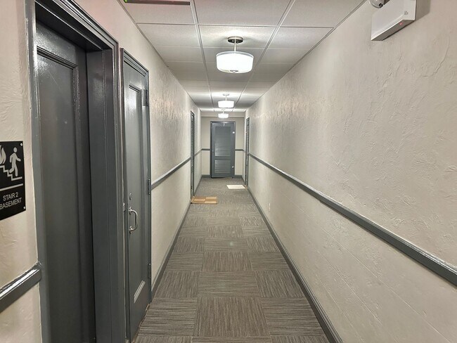 Building Photo - Great Studio in Glover Park/North Georgeto...