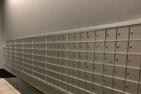 Building Photo - 512 N McClurg Ct