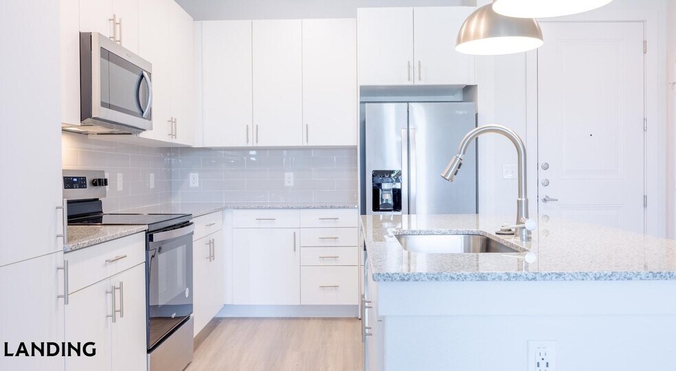 Building Photo - 6311 S 1st St