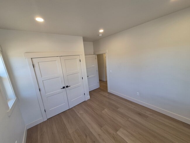 Building Photo - 3783 SW 47th St