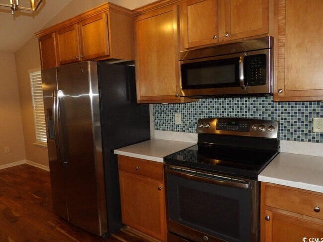 Building Photo - 188 Devonbrook Pl