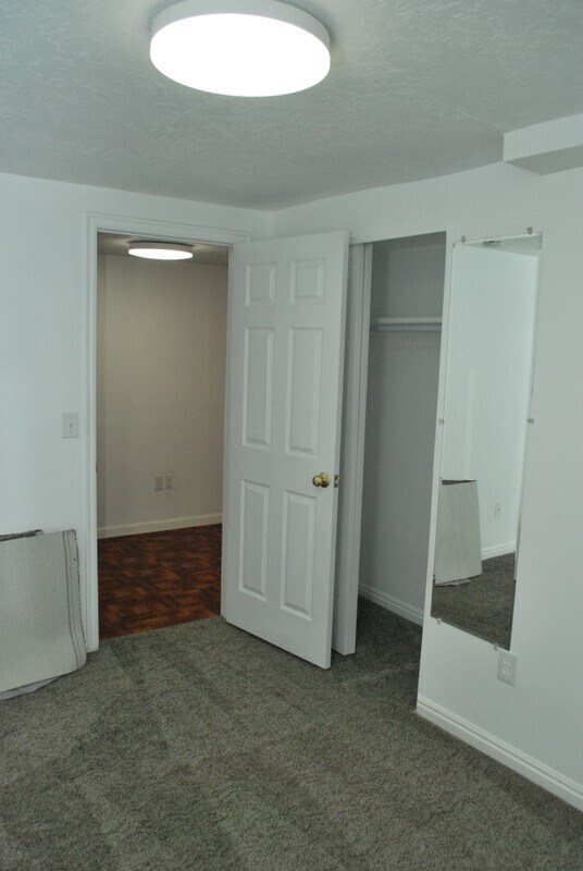 Building Photo - 2954 S 625 W