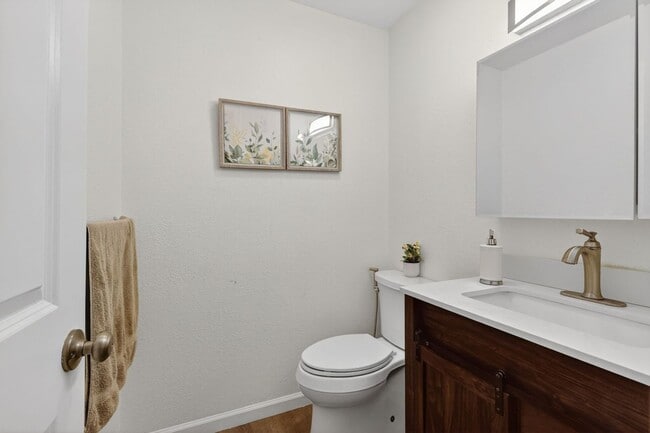 Building Photo - 4226 Comet Cir