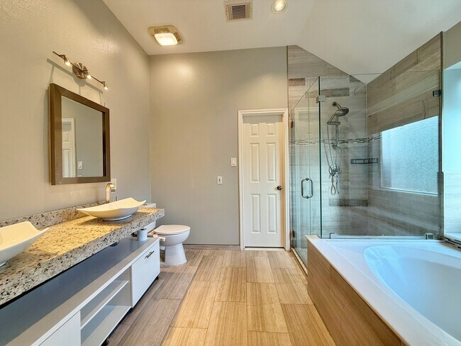 Building Photo - 3610 Maple Pass Ct