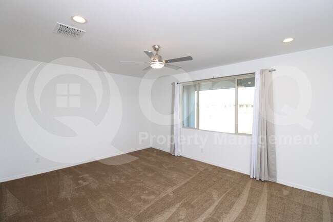Building Photo - 23020 E Calle Luna