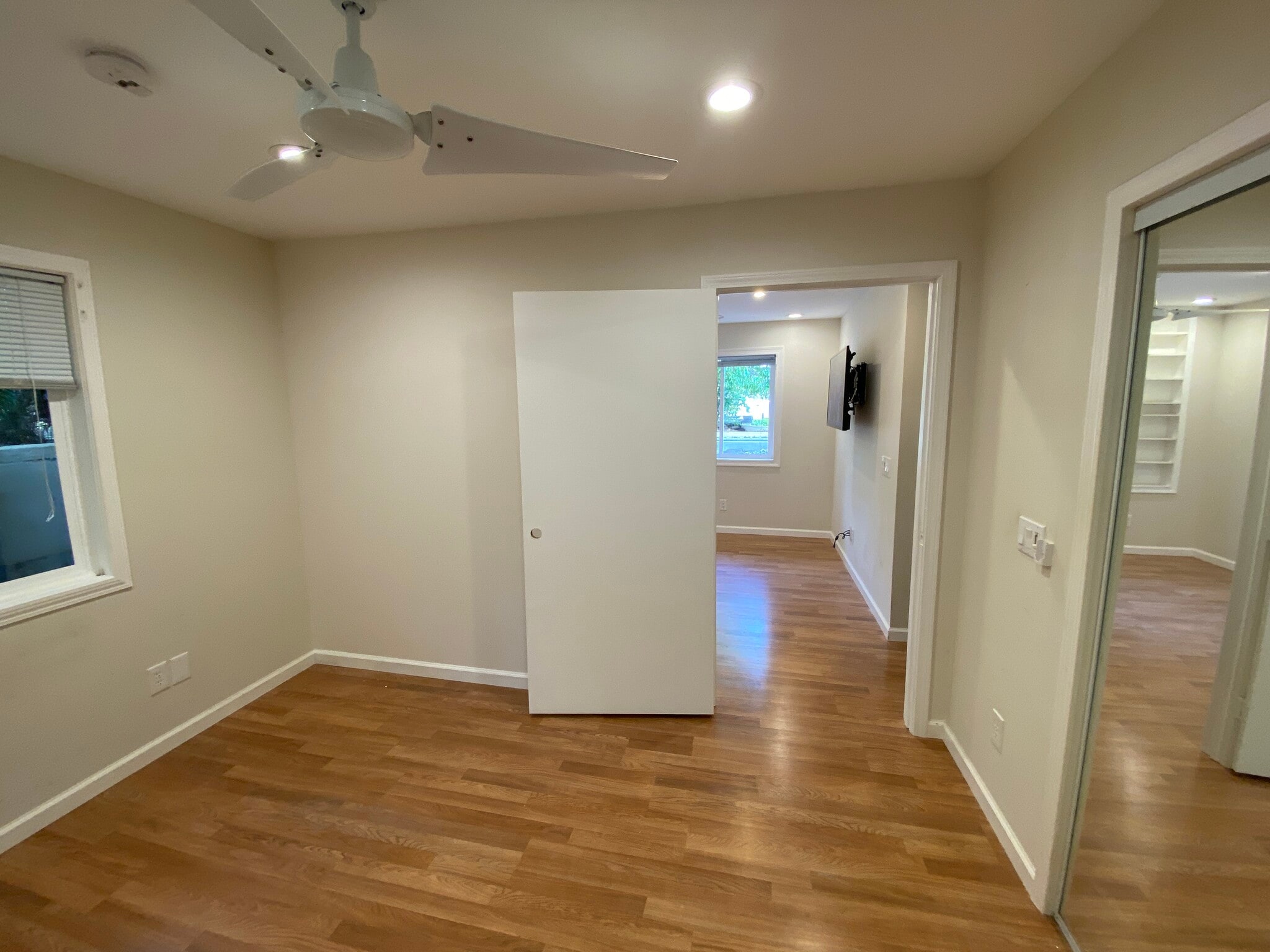 Bedroom - 3708A Claudine St