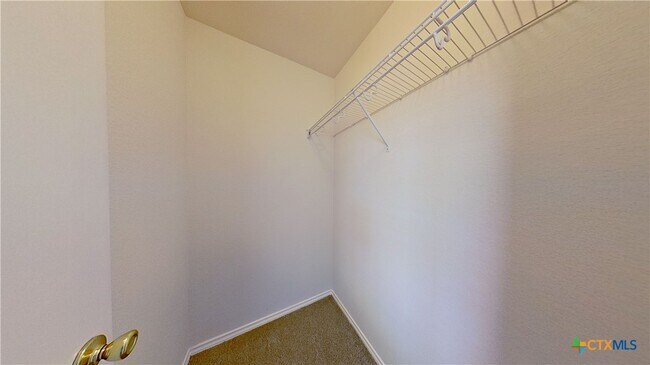 Building Photo - 126 Sylvan St