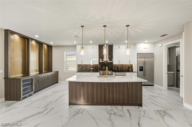 Building Photo - 28049 Captiva Shell Lp