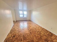 Building Photo - 1 bedroom in Bronx NY 10463