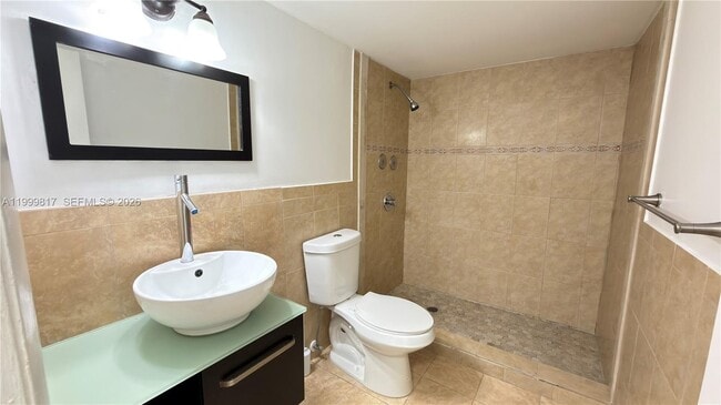 Building Photo - 403 SW 148th Ave