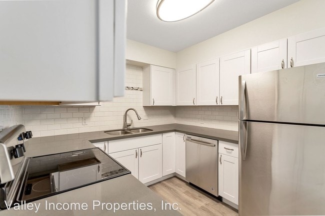 Building Photo - 2 br, 2 bath Apartment - 1939 W Berridge Lane