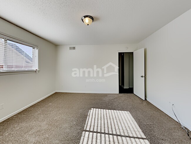 Building Photo - 5655 North Street