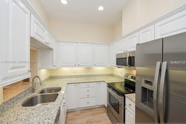 Building Photo - 1301 N Tamiami Trl