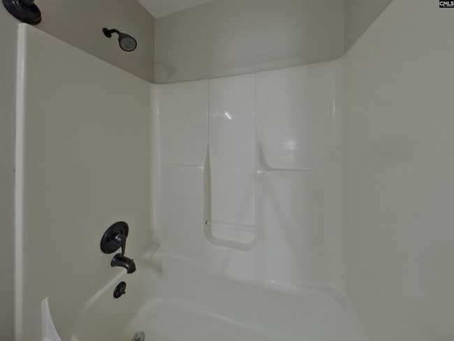 Building Photo - 12 Red Cedar Dr