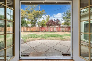 Building Photo - 227 Nottingham Dr