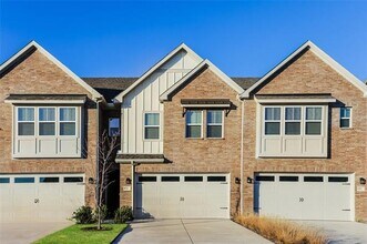 Building Photo - 3027 Whitetail Ln