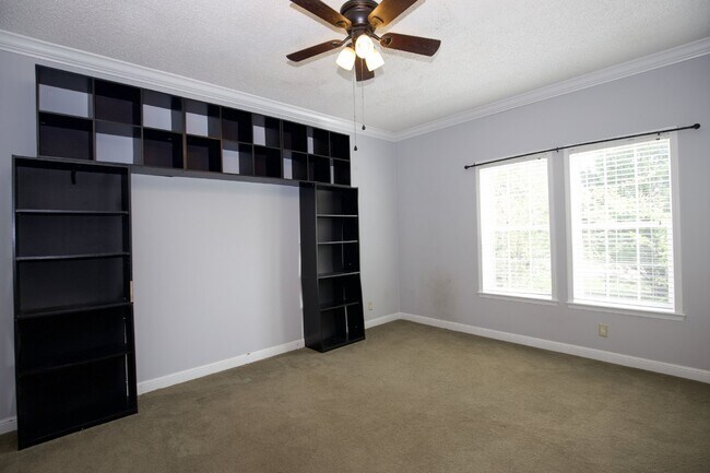 Building Photo - "Charming 3-Bedroom Home with 2 Full Bathrooms in Vass, NC - Spacious and Comfortable Country Liv...