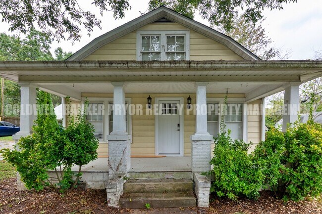 Building Photo - 203 California Ave
