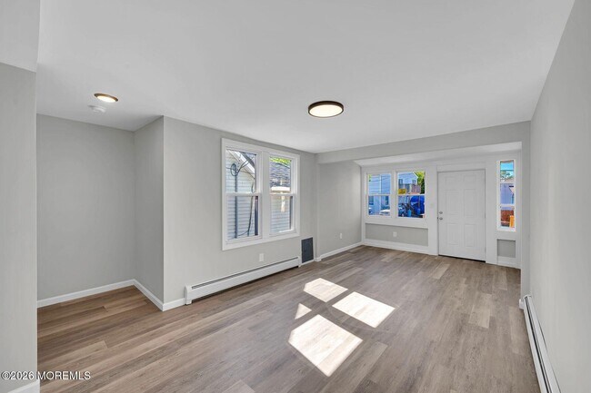 Building Photo - 3 Monmouth Ave