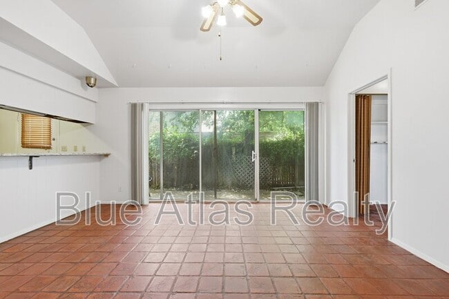 Building Photo - 13424 Blossomheath Ln