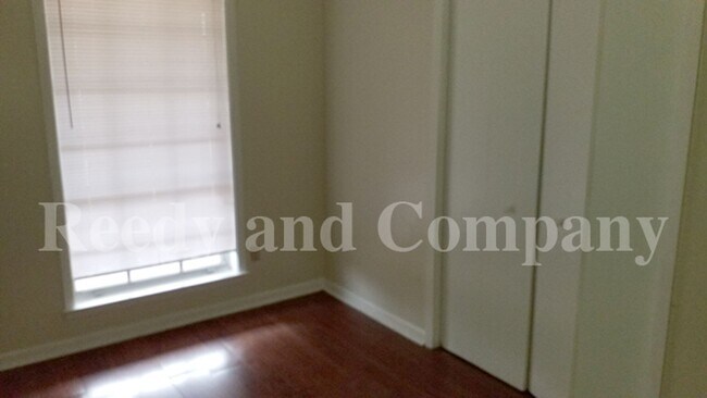 Building Photo - 2864 Randy Cove