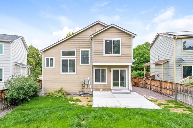 Building Photo - Highlands Ranch Newly Renovated 3 bed 2.5 ...