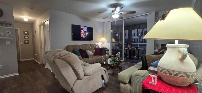 Building Photo - 7606 Pissarro Dr