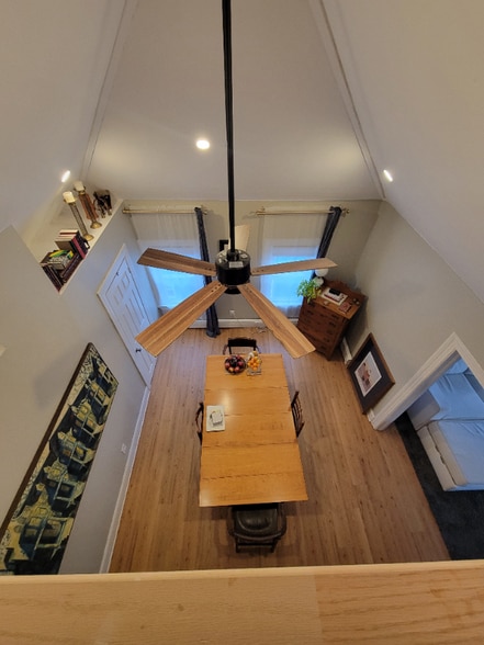 Building Photo - 99 Chapin Ave