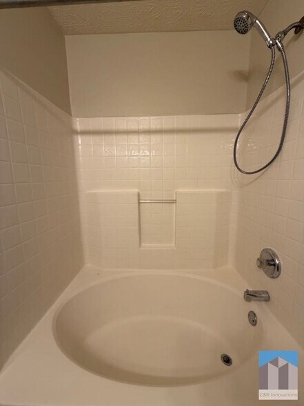 Building Photo - 5196 Tew Ln SW