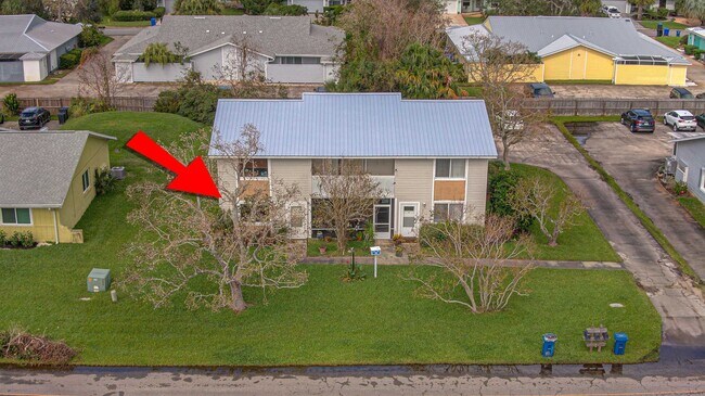 Primary Photo - 118 Rio Del Mar St