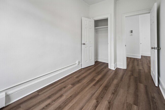 Building Photo - 154 W 29th St