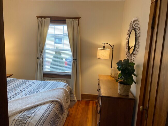 Bedroom #2 - 18 Jumel Pl