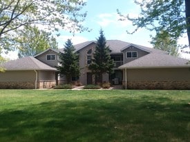 Building Photo - Morgan Oaks Townhomes