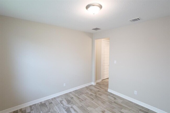 Building Photo - 25907 Rose Frost Ct