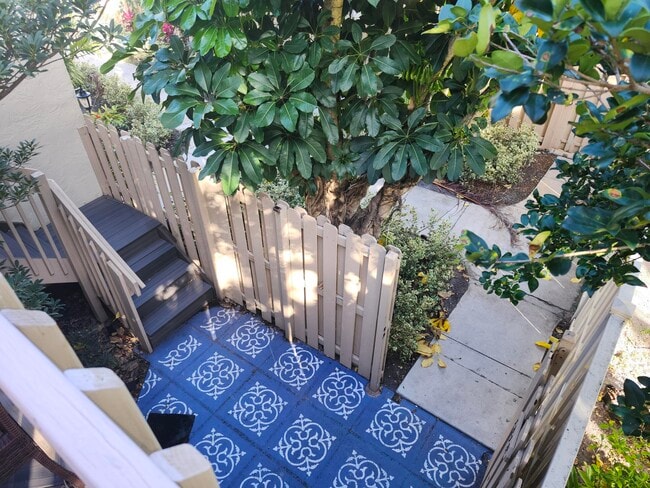 Building Photo - 600 Executive Center Dr