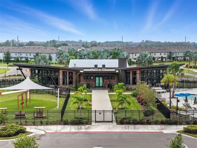 Building Photo - 5989 Timberdale Ave