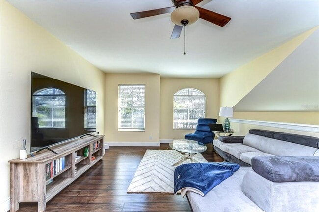 Building Photo - 3292 Covered Bridge Dr E