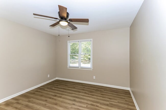 Building Photo - 1612 Carriage Hills Dr