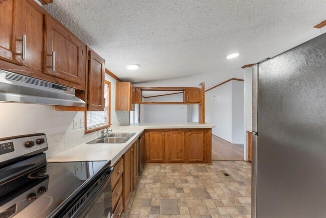 Building Photo - 21629 County Rd 3749