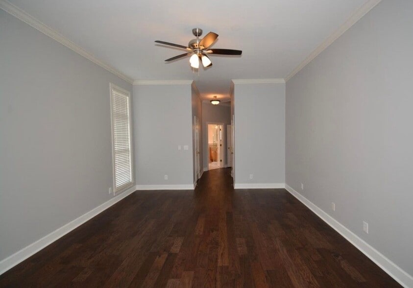 Building Photo - 2206 Wyndgate Dr