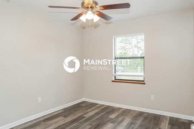 Building Photo - 3 Bedroom Pet-Friendly Home in Palm Bay, FL with Main Street Renewal