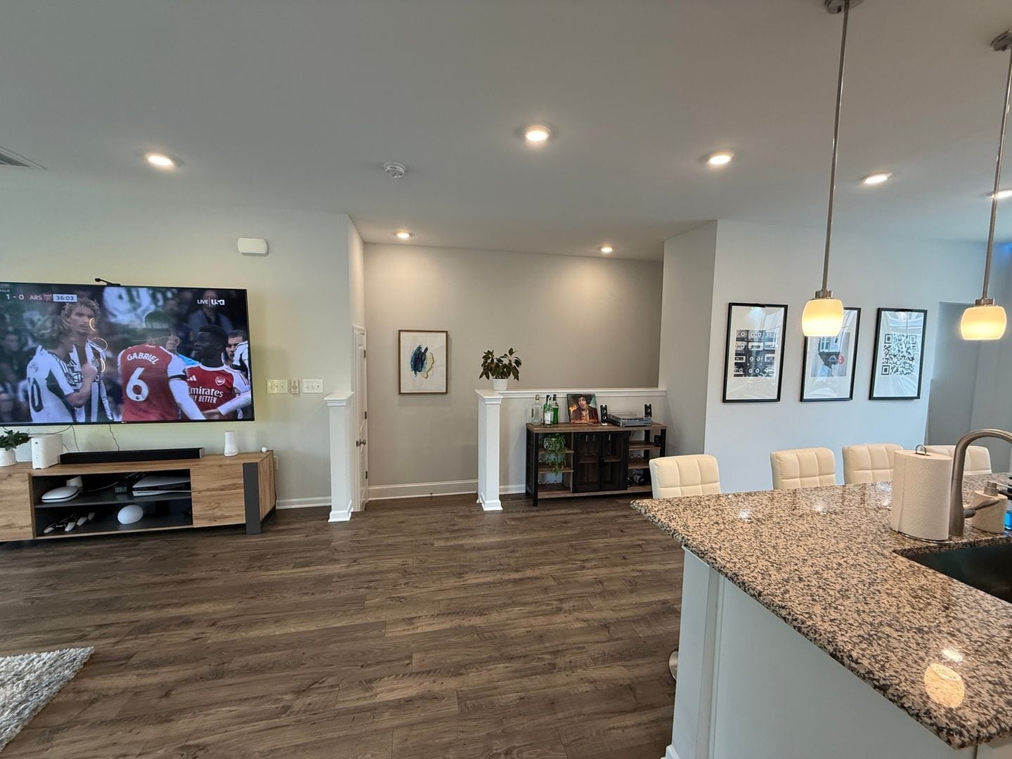 Building Photo - 1228 Commack Dr