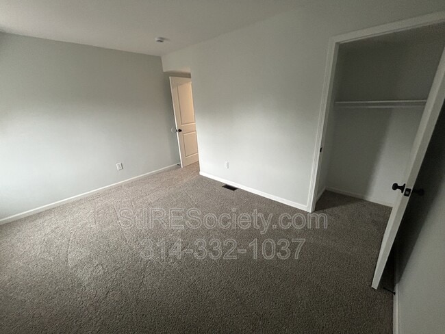 Building Photo - 3501 Pestalozzi St