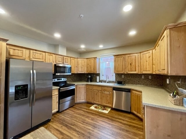 Building Photo - 4401 Riverside Dr