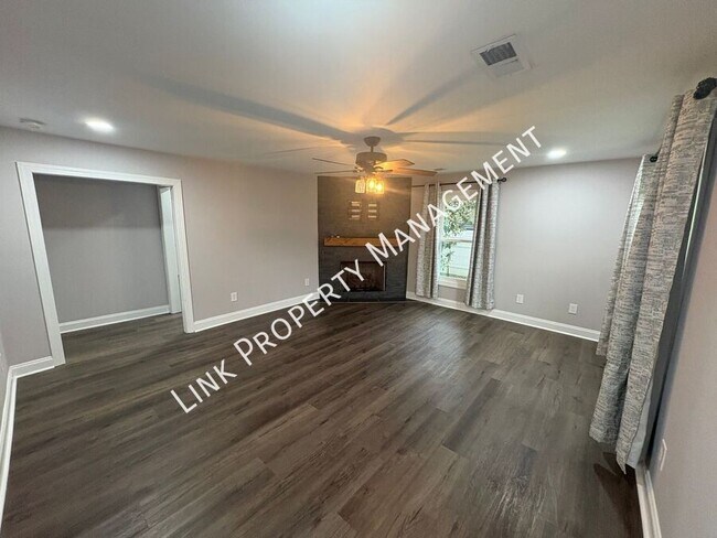 Building Photo - 8233 Harrison Bay Rd