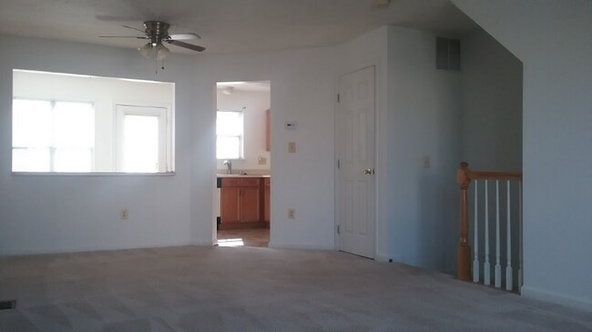 Building Photo - 7984 Copperfield Way